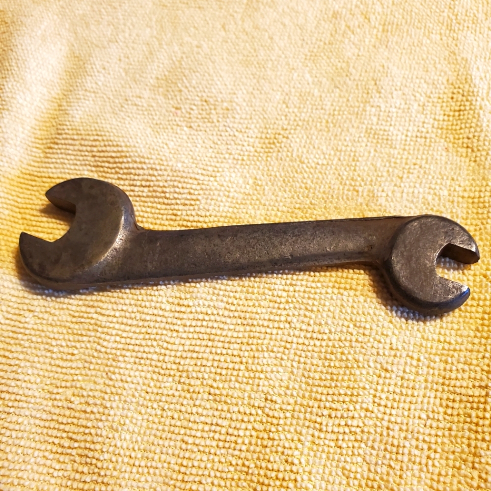 Antique Billings 1560 open end wrench 5/8 & ½ inch - Picture 6 of 7
